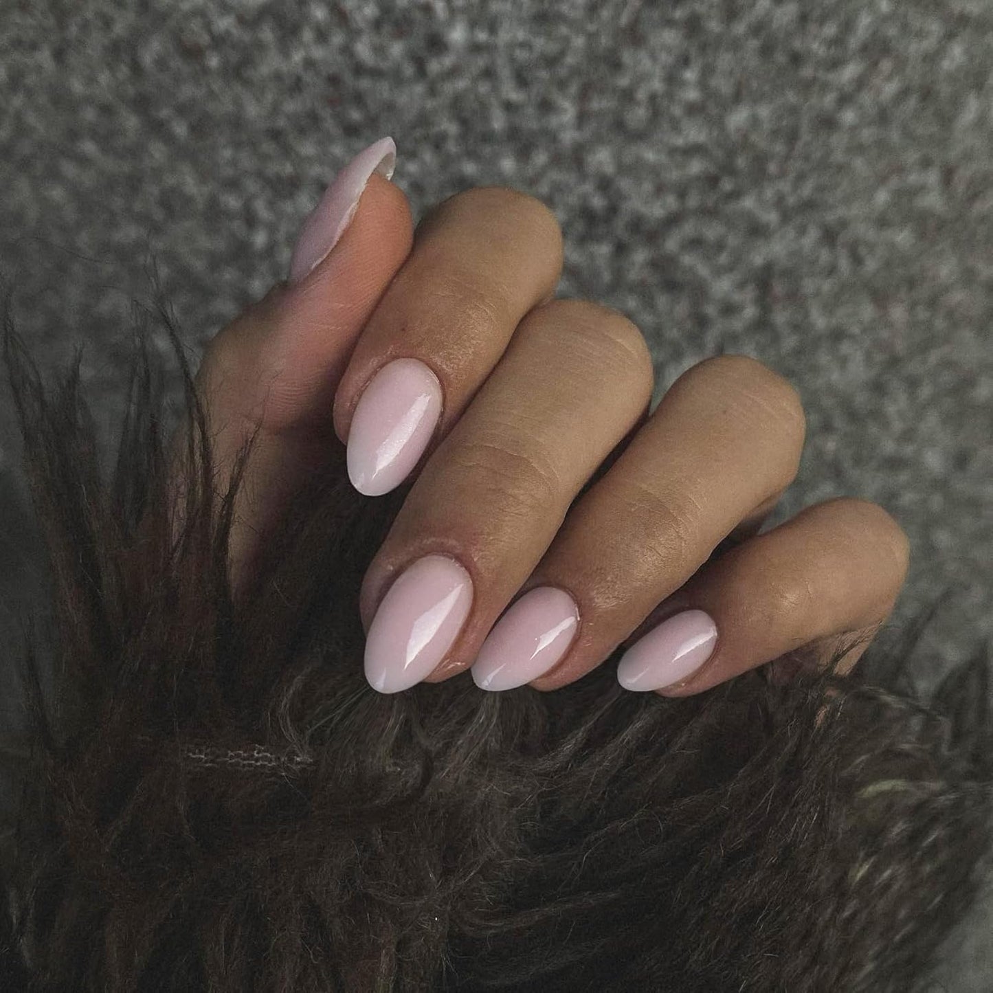 Dusty Pink Press on Nails Short Oval Acrylic Nails Press Ons Solid Color Medium Short Fake Nails for Women Reusable Thick round Glue on Nails for Finger Decoration 24 Pcs
